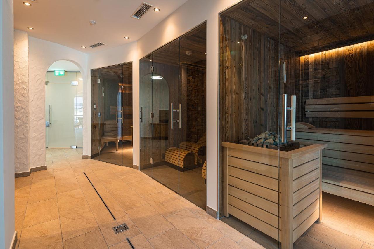 Lakeside Luxury Apartments เซลล์อัมเซ ภายนอก รูปภาพ