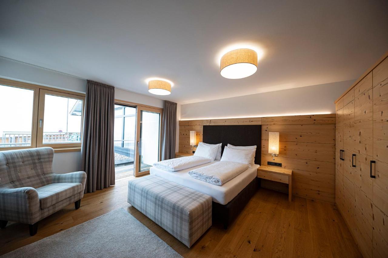 Lakeside Luxury Apartments เซลล์อัมเซ ภายนอก รูปภาพ