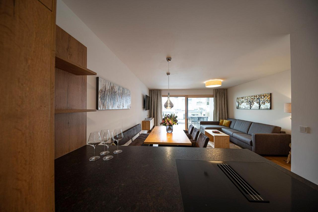 Lakeside Luxury Apartments เซลล์อัมเซ ภายนอก รูปภาพ