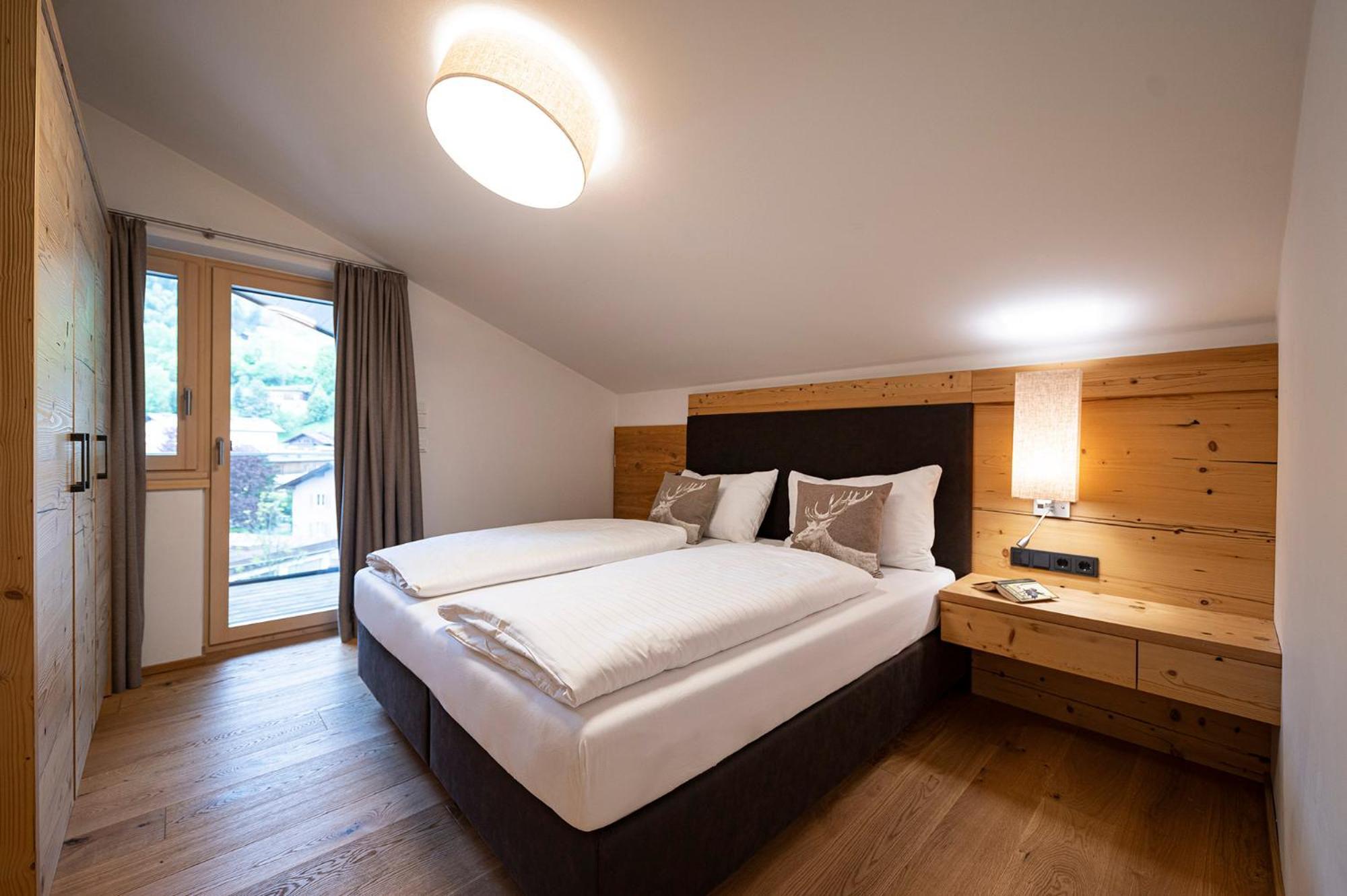 Lakeside Luxury Apartments เซลล์อัมเซ ภายนอก รูปภาพ