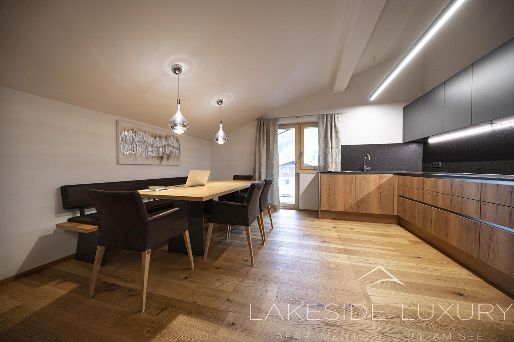 Lakeside Luxury Apartments เซลล์อัมเซ ภายนอก รูปภาพ