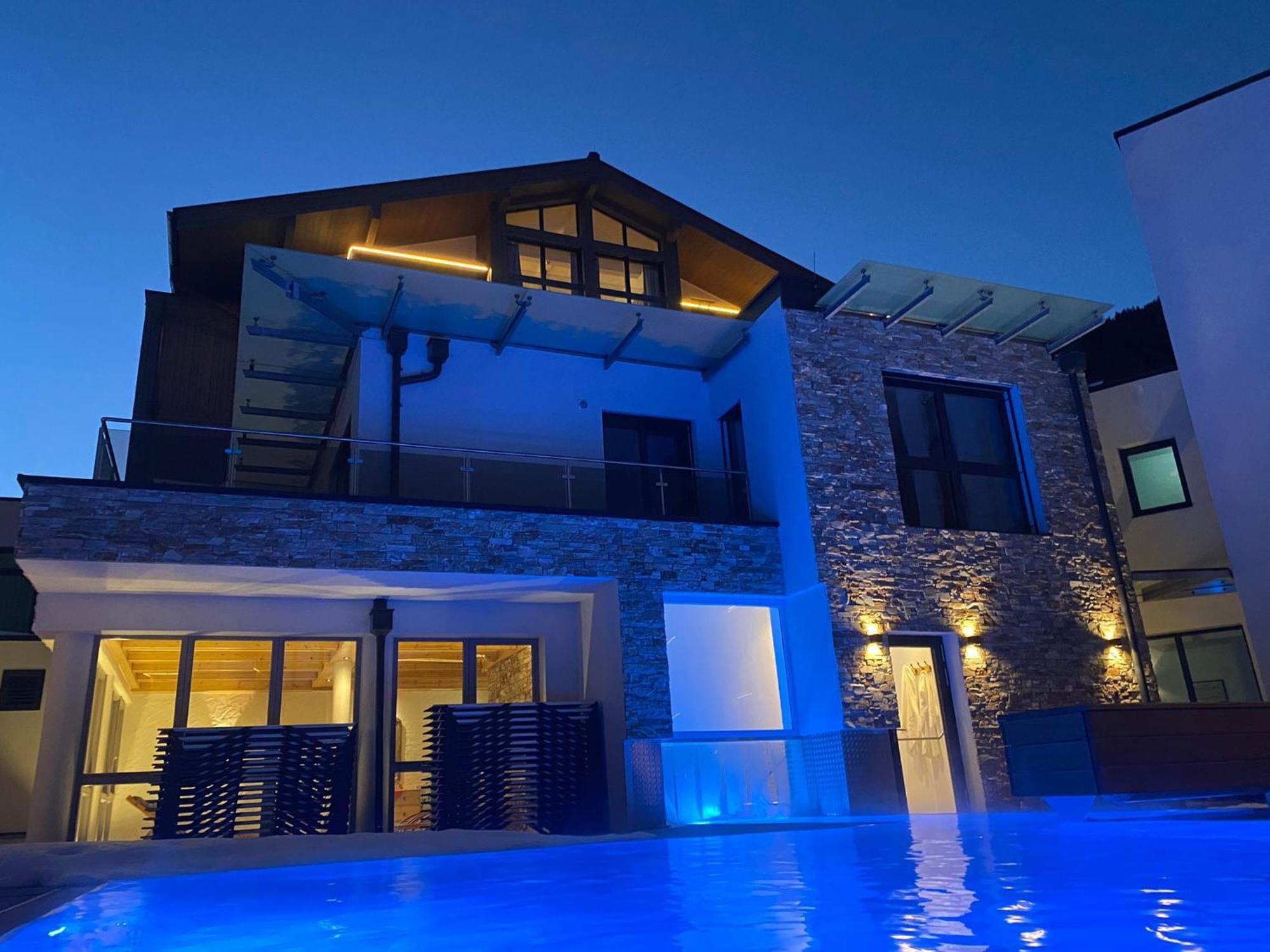 Lakeside Luxury Apartments เซลล์อัมเซ ภายนอก รูปภาพ